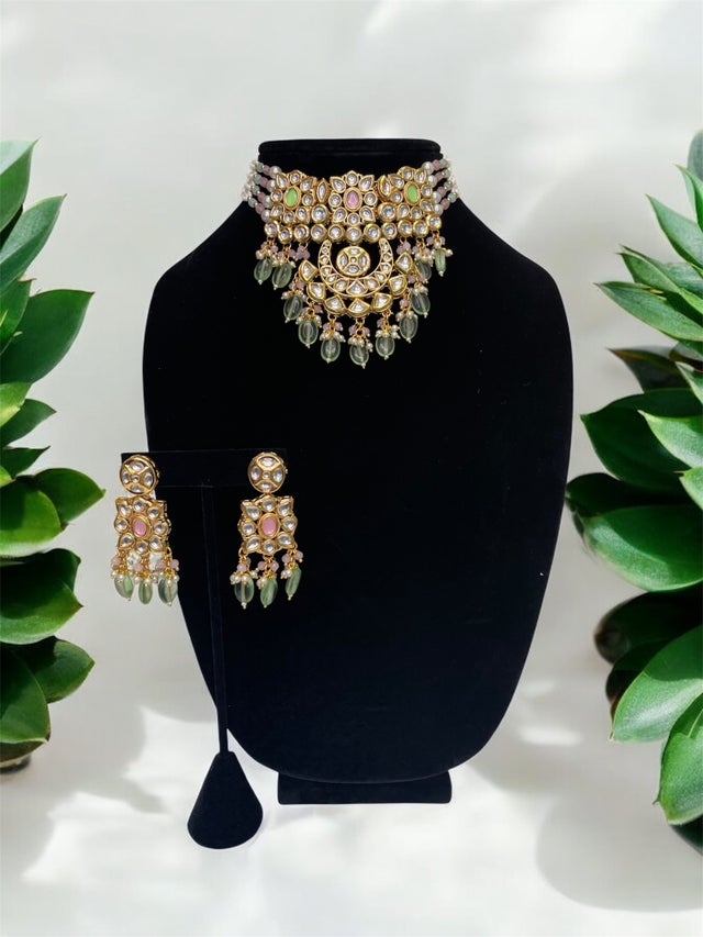 アクセサリー vicky WornOnTV: Vicky's heart pendant with pearl necklace on Today